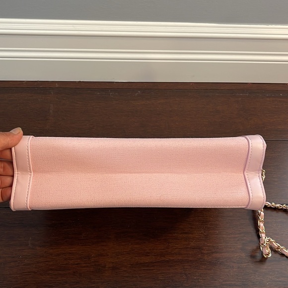 Carolina Herrera floral print large canvas cosmetics bag to shoulder bag - Picture 7 of 15